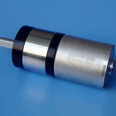 Robot motor za bazen
